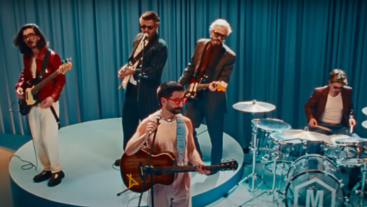 Morat y Camilo videoclip Me toca a mi