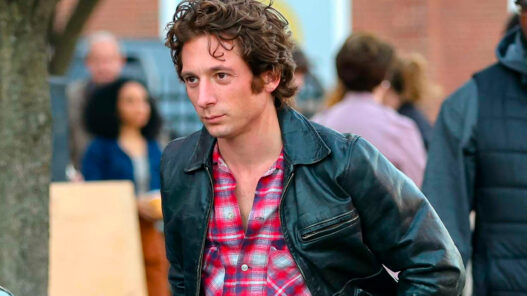 Jeremy Allen White en a película Deliver me from Nowhere